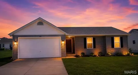 258 Gobbler Dr, Troy, MO 63379