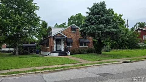 3801 Avondale Ave, Saint Louis, MO 63121
