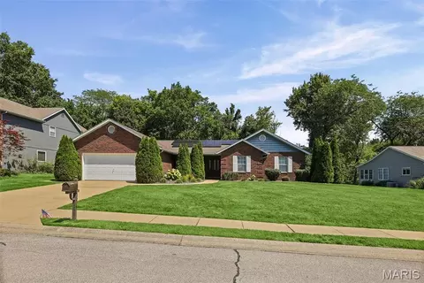 1334 Pepperidge Dr, O'fallon, IL 62269