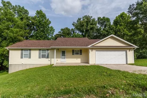 13615 Tassel Rd, Saint Robert, MO 65584