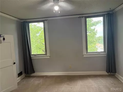 Bedroom - 310 Hooker St, Washington, MO 63090 photo 2 of 4