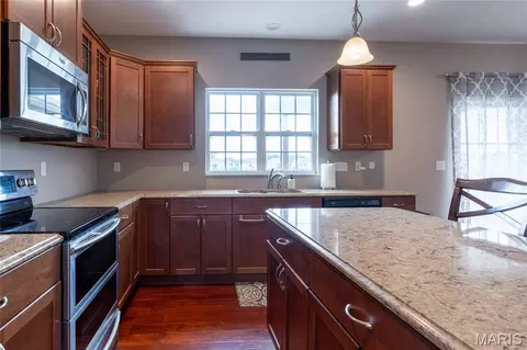 Kitchen - 1331 Timber Ridge Trace Dr, O'fallon, IL 62269 photo 1 of 2