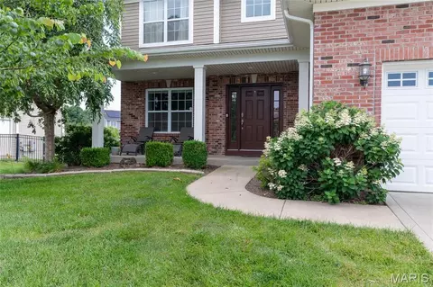 Exterior - 1331 Timber Ridge Trace Dr, O'fallon, IL 62269 photo 3 of 17