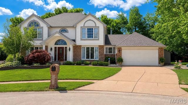 2679 Sunny Meadows Dr, Saint Charles, MO 63303