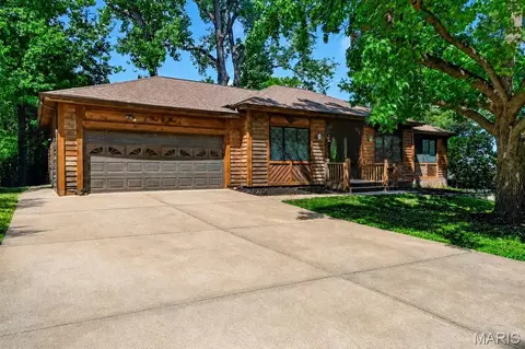 Exterior - 105 Willow Dr, Eureka, MO 63025 photo 4 of 6