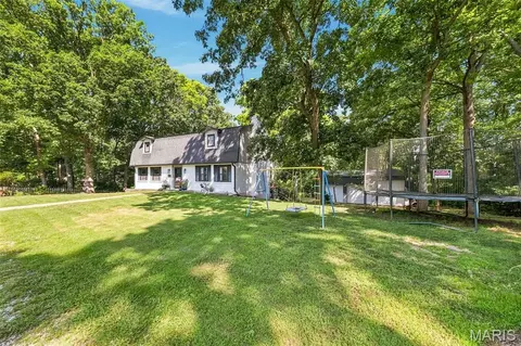 Exterior - 309 Hideaway Hl, Eureka, MO 63025 photo 5 of 9