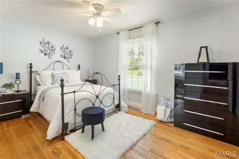 Bedroom - 373 Sorrento Dr, Ballwin, MO 63021 photo 3 of 3