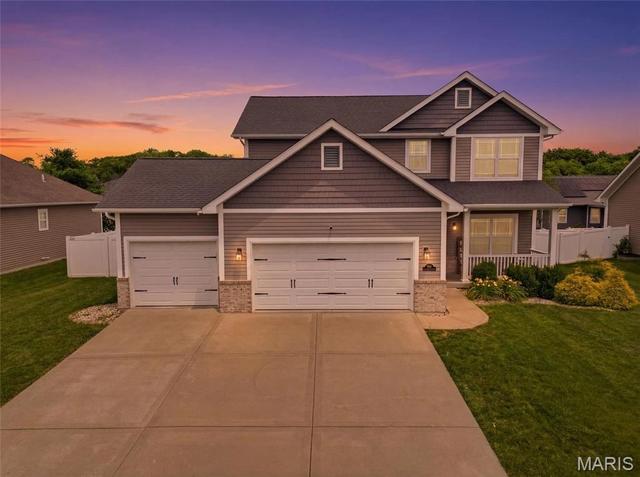 728 Longfellow Dr, O'fallon, IL 62269