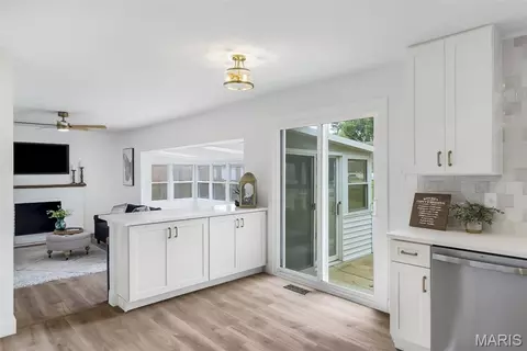 Kitchen - 1152 Tumbleweed Trl, Ellisville, MO 63011 photo 2 of 6