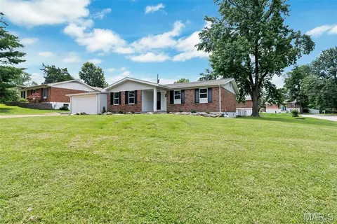 Exterior - 1152 Tumbleweed Trl, Ellisville, MO 63011 photo 2 of 8