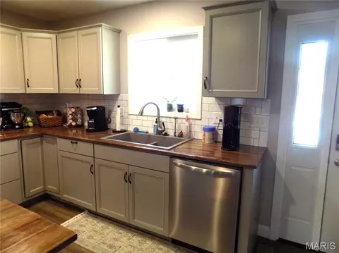 Kitchen - 1021 Morrell Ave, Rolla, MO 65401 photo 2 of 5