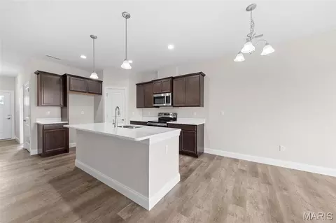 Entry Way - 883 Walter Way, Washington, MO 63090 photo 1 of 1