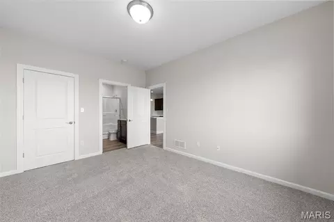 Bedroom - 883 Walter Way, Washington, MO 63090 photo 4 of 6
