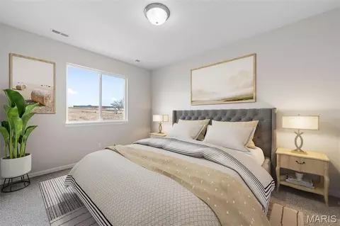 Bedroom - 883 Walter Way, Washington, MO 63090 photo 1 of 6