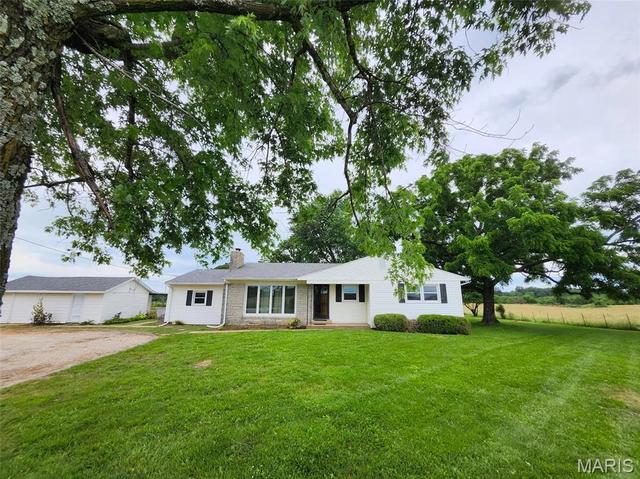 3711 M- State Highway Mm, Mountain Grove, MO 65711