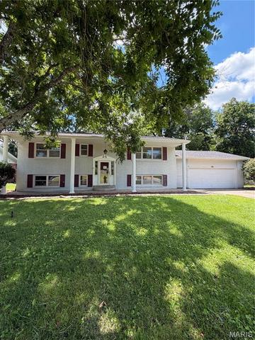 2033 Anthony Dr, Cape Girardeau, MO 63701