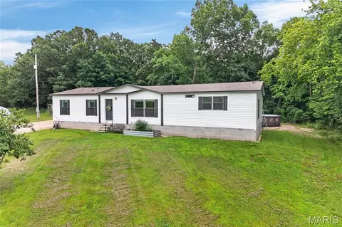 27597 Highway N, Lebanon, MO 65536