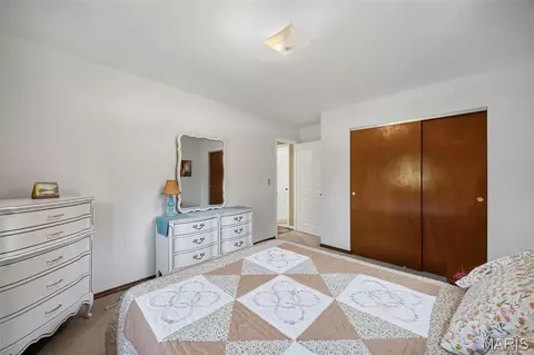 Bedroom - 3300 Ketha Cir, Festus, MO 63028 photo 4 of 9
