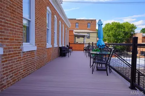 Exterior - 409 Market St, Hermann, MO 65041 photo 7 of 16