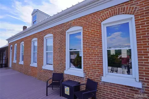 Exterior - 409 Market St, Hermann, MO 65041 photo 9 of 16