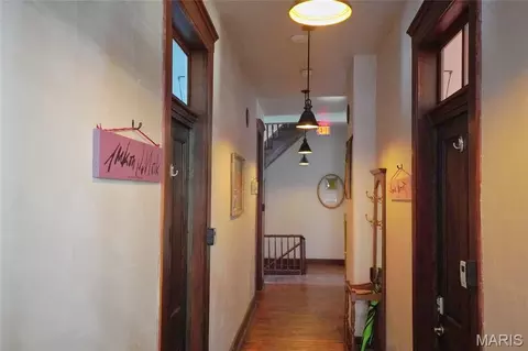 Entry Way - 409 Market St, Hermann, MO 65041 photo 2 of 4