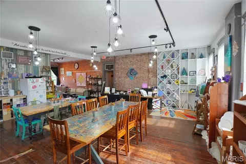Dining - 409 Market St, Hermann, MO 65041 photo 1 of 1