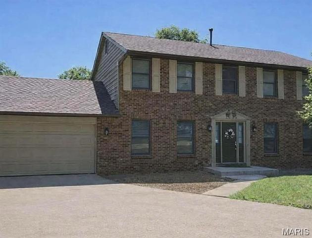 1993 Mapleleaf Dr, Collinsville, IL 62234