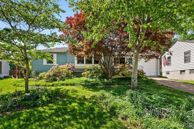 9208 Hallock Dr, Affton, MO 63123