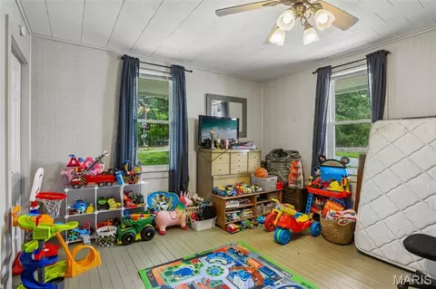 Other - 515 E 3rd North St, Mount Olive, IL 62069 photo 3 of 6