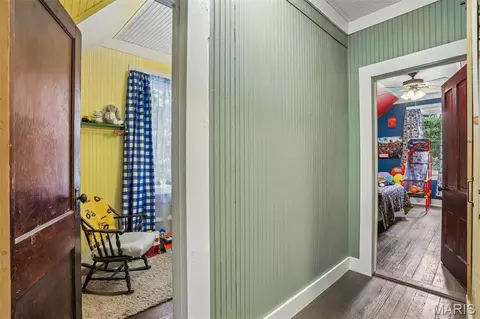 Entry Way - 515 E 3rd North St, Mount Olive, IL 62069 photo 2 of 2
