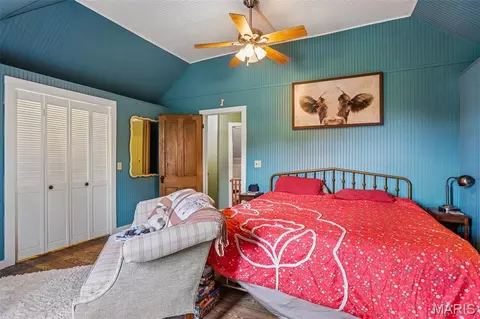 Bedroom - 515 E 3rd North St, Mount Olive, IL 62069 photo 3 of 7