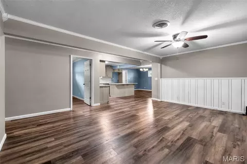 Living - 416 S Cooter Rd, Steele, MO 63877 photo 1 of 4