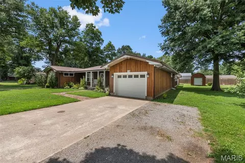Exterior - 416 S Cooter Rd, Steele, MO 63877 photo 3 of 8
