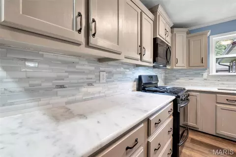 Kitchen - 416 S Cooter Rd, Steele, MO 63877 photo 1 of 3