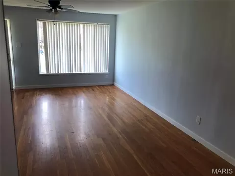 Living - 7316 Sharp Ave, Saint Louis, MO 63116 photo 1 of 3