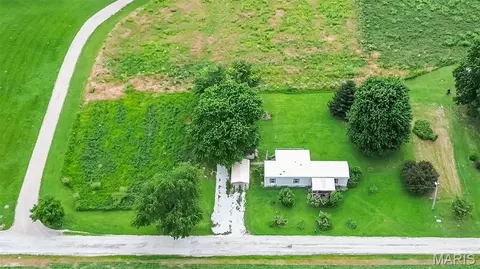 14177 Zimmerman Ln, Grafton, IL 62037