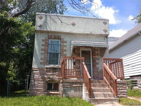 5475 Gilmore Ave, Saint Louis, MO 63120