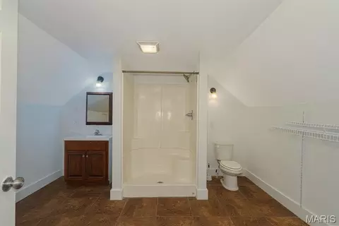 Bath - 709 E 10th St, Rolla, MO 65401 photo 4 of 4