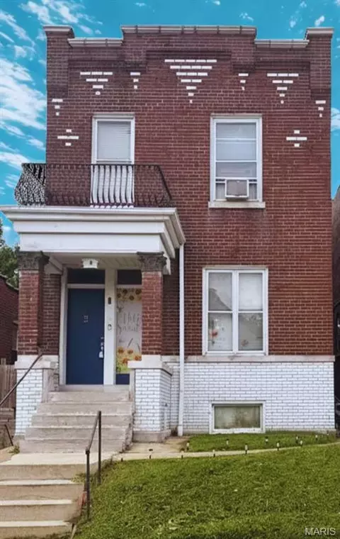 415 Fassen St, Saint Louis, MO 63111