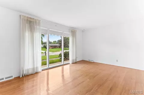 Living - 10215 Dovercrest Dr, Sappington, MO 63128 photo 3 of 6