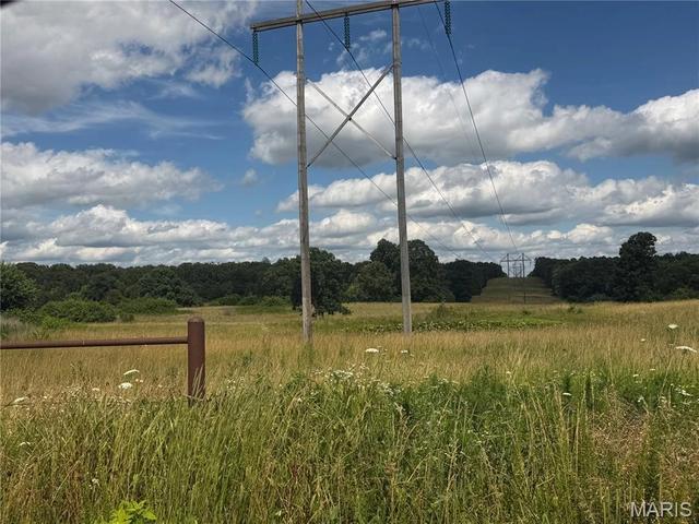 1024 Cr 2210, Salem, MO 65560