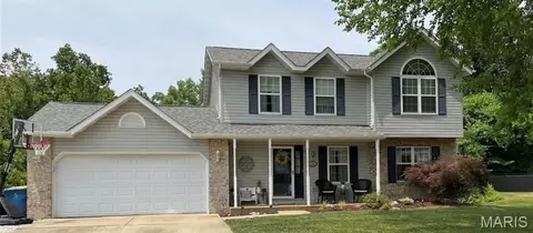 129 Forest Ct, Troy, IL 62294