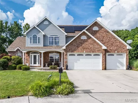 2932 Cambridge Pt, Maryville, IL 62062
