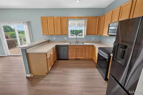 Kitchen - 4917 Newberry Ct, Jackson, MO 63755 photo 1 of 1