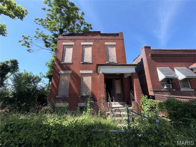 4314 Penrose St, Saint Louis, MO 63115