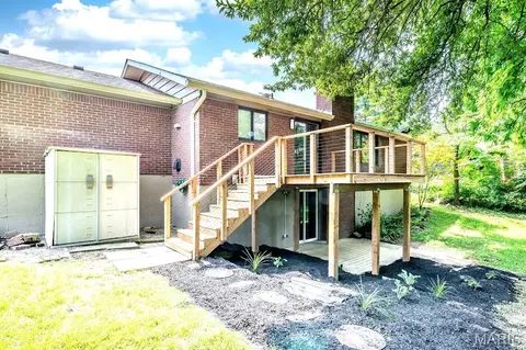 Exterior - 471 Maymont Dr, Ballwin, MO 63011 photo 7 of 11