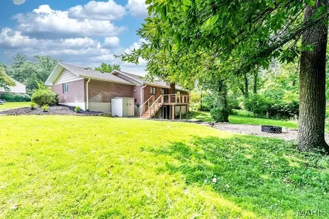 Exterior - 471 Maymont Dr, Ballwin, MO 63011 photo 11 of 11