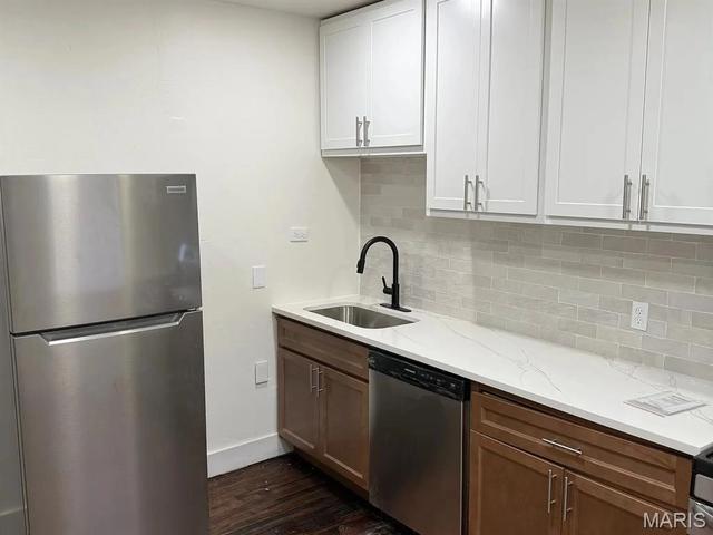 3832 Iowa Ave, Saint Louis, MO 63107