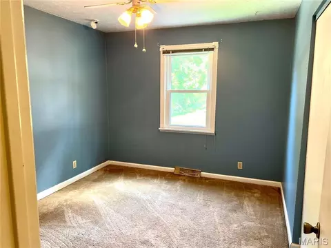 Bedroom - 1310 Hillview Dr, Rolla, MO 65401 photo 2 of 6