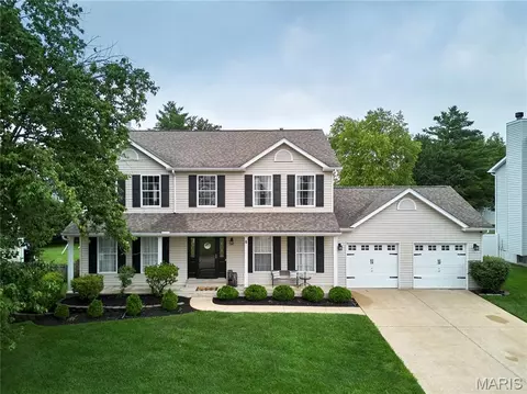 3587 Westport Dr, Saint Charles, MO 63303